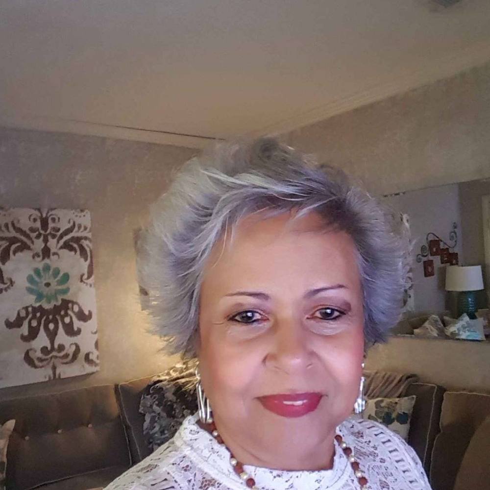 Meet your Posher, Enola